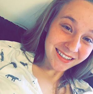 Meet your Posher, Abbey